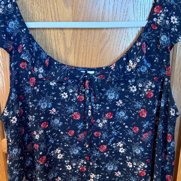 Navy Floral Ruffle Blouse - Picture 10 of 16